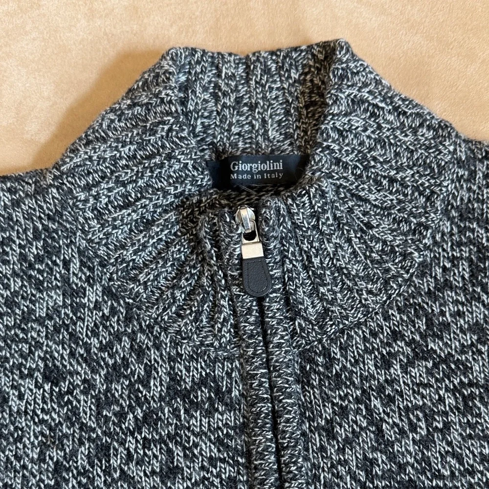 Giorgiolini Black and Gray Grandpacore Cashmere Wool Blend Sweater Size L
